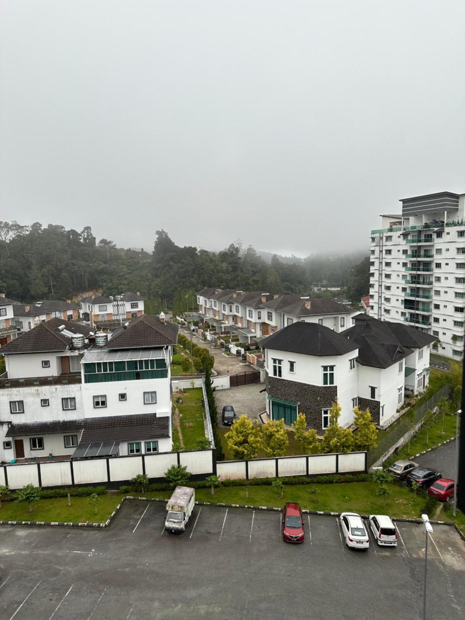 Ayaan Hill View Iin Free Wifi & Netflix *